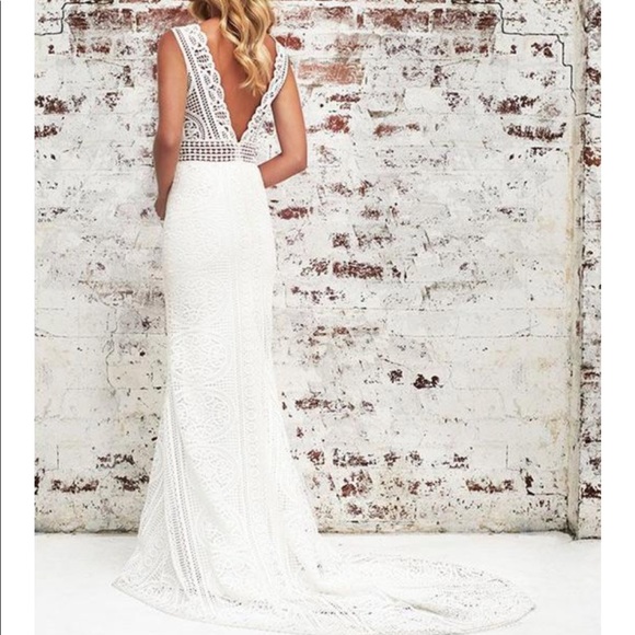 Designer Jane Hill Eden White Label Collection Bohemian wedding gown - Picture 6 of 11